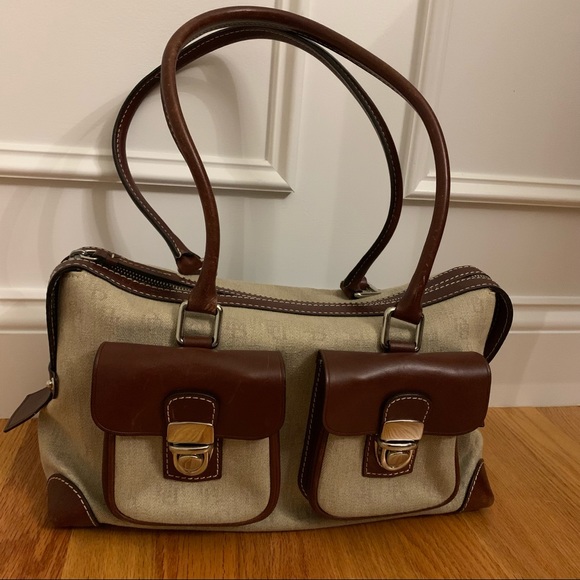 Classic Dooney & Bourke Satchel - Picture 2 of 12